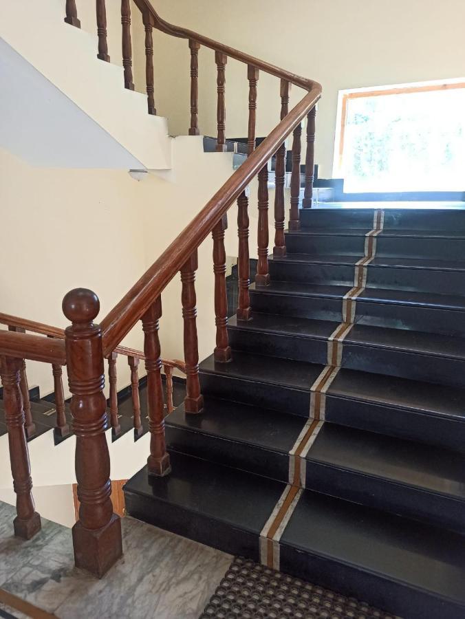 Hotel Prini Inn مايالي المظهر الخارجي الصورة